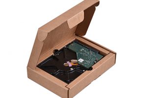 3.5寸硬盤包裝盒 瓦楞紙(zhǐ)闆材質 一(yī)體(tǐ)內(nèi)托結構